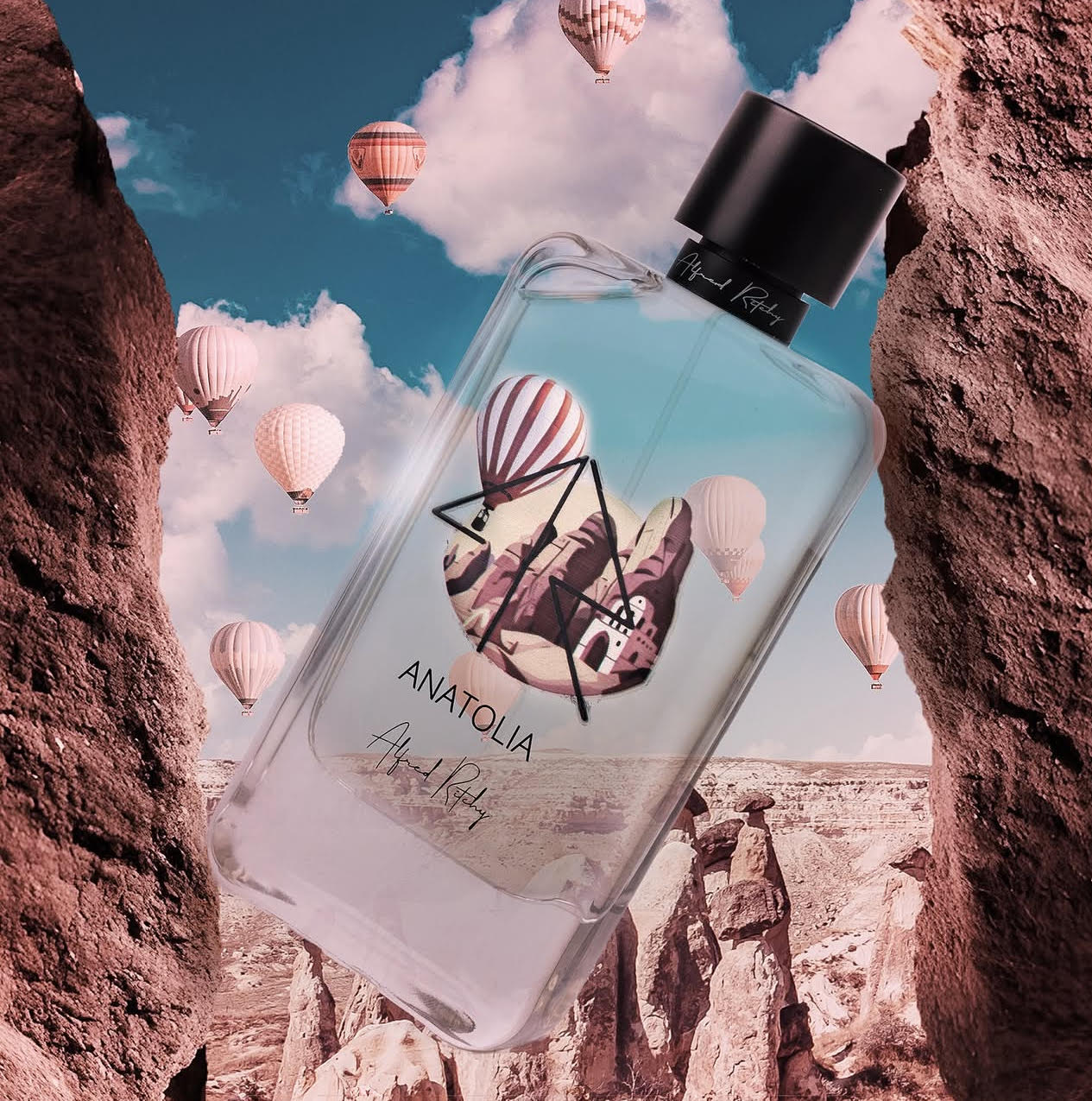 ALFRED RITCHY Anatolia perfume bottle with hot air balloons and rocky landscape background