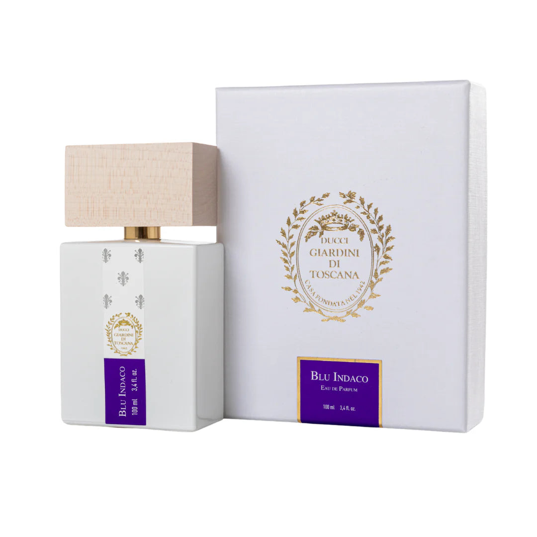 Giardini Di Toscana Blu Indaco perfume bottle with white rectangular design and wooden cap