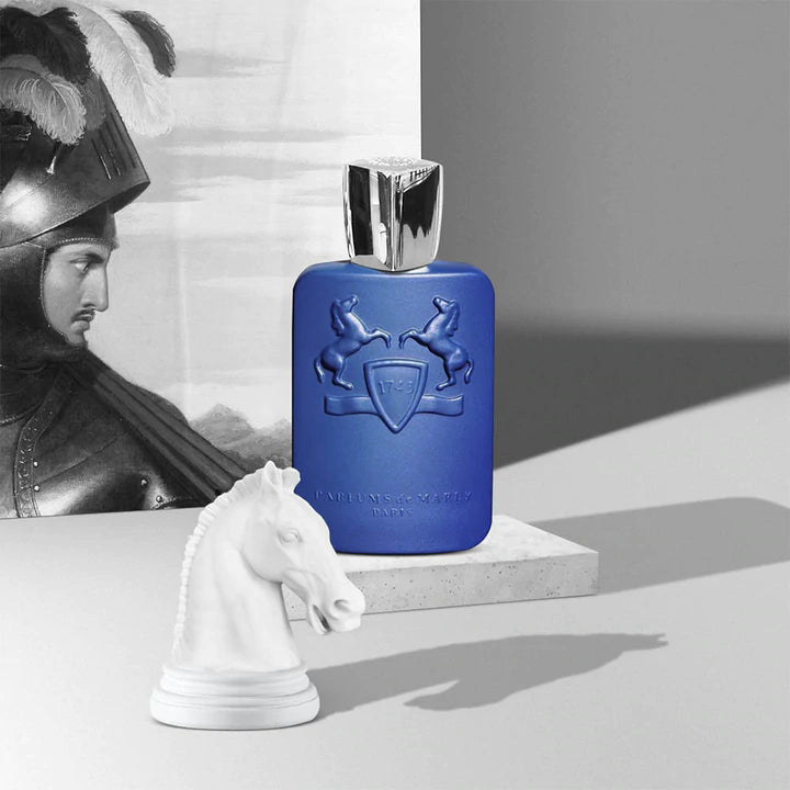 Parfums de Marly Percival 125ml blue perfume bottle with silver cap and horse sculpture decor